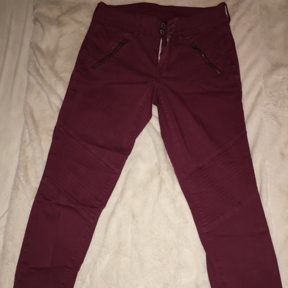 American Eagle Outfitters Denim - American eagle outfitters red jeans